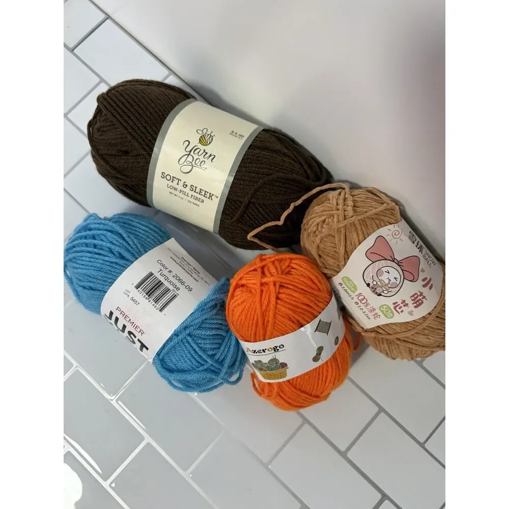 70’s Vintage colors destash yarn lot of 4